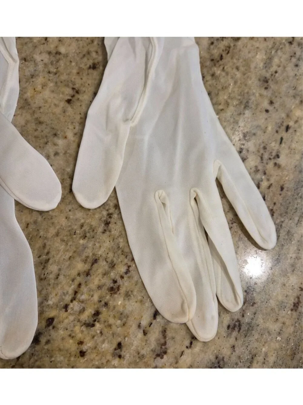 Vintage Womens Size L/XL Cream Nylon Formal Gloves 13